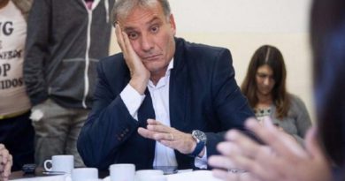 Funcionario de Cambiemos comparó a una mujer en situación de calle con “un perrito” Funcionario de Cambiemos comparó a una mujer en situación de calle con “un perrito”