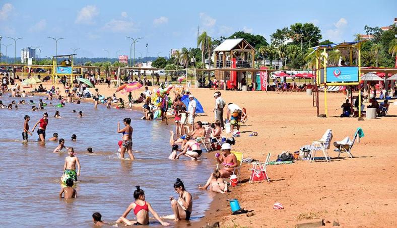 Es alto el riesgo de ataques de palometas a bañistas en la playa de El Brete  - La Voz de Misiones