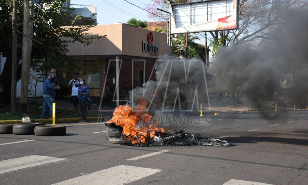 “Desde la instalación de las ciclovías cayeron 90% las ventas”