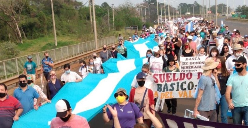 De protesta a asamblea: docentes analizarán propuesta de $10.500 al básico