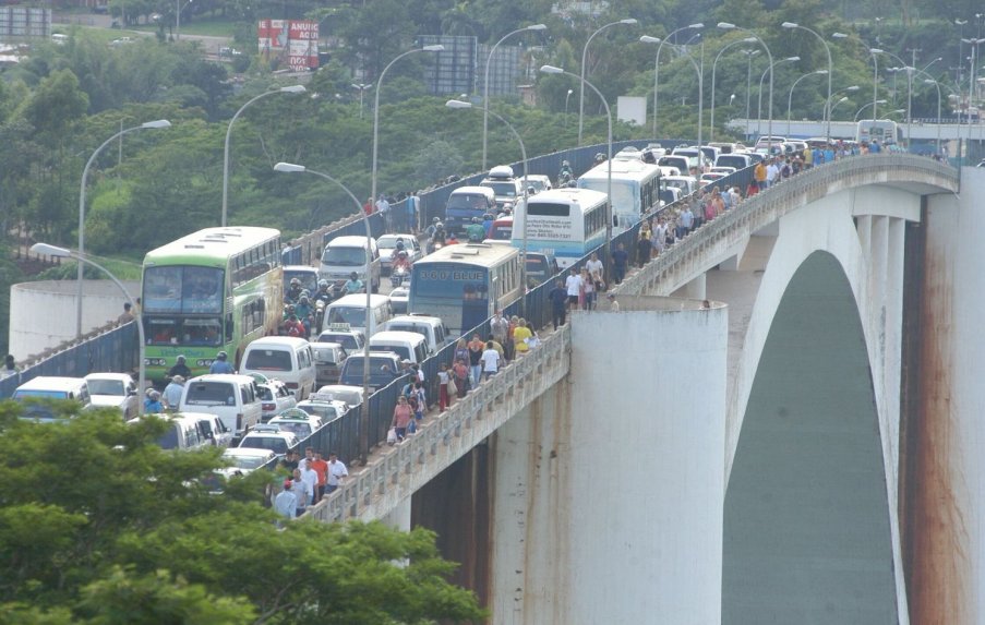 Paraguay aprobó protocolo para abrir la frontera con Brasil