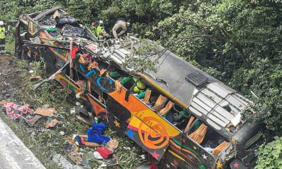 Se despistó un micro camino a Camboriú, hay 21 muertos y heridos graves