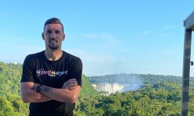 Franco Armani, arquero de la Selección y de River vacaciona en Iguazú