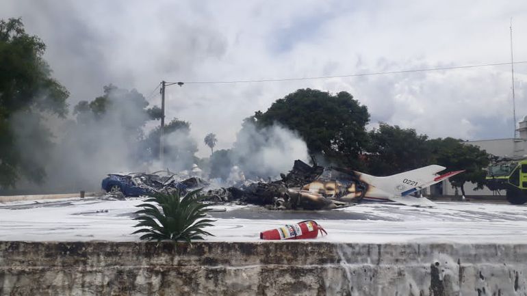 Seis muertos tras caída de una avioneta de la Fuerza Aérea en Paraguay