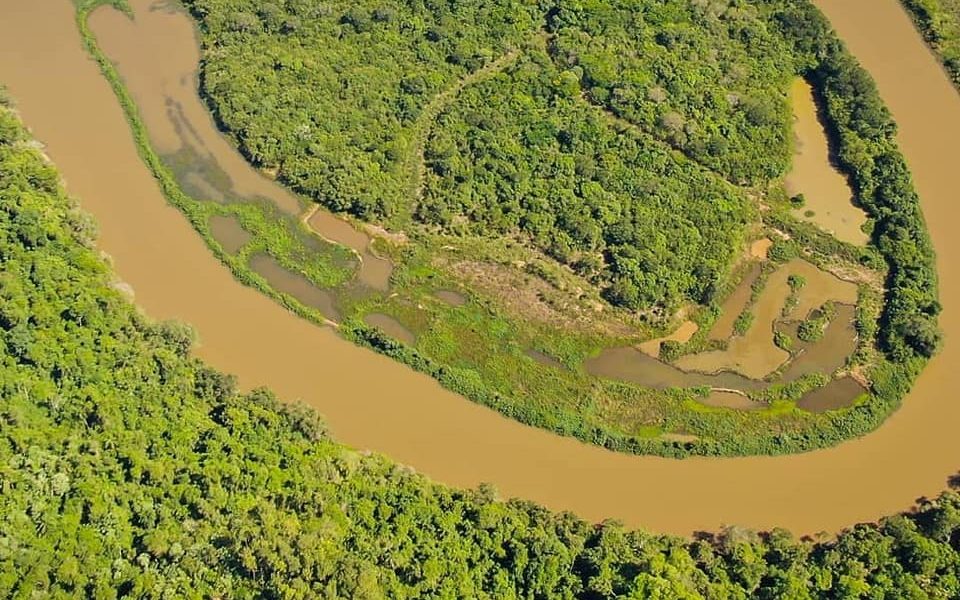 Ecología analizará daño ambiental en el arroyo Garuhapé y prometió sanciones