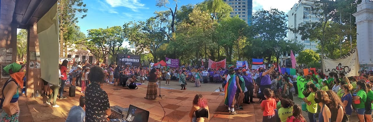 Masiva marcha en Posadas por el Día Internacional de la Mujer