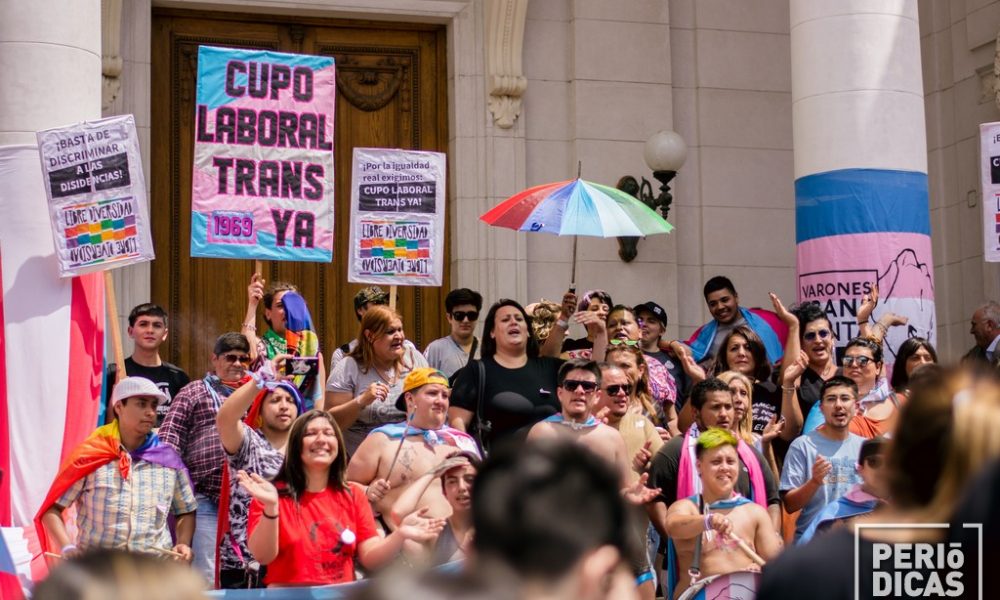 Es ley en Argentina el cupo laboral mínimo para travestis y trans