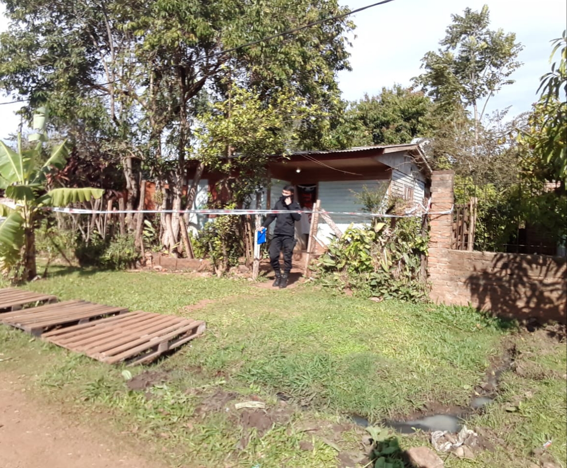 Lo mataron de una puñalada en la espalda en su casa del barrio Prosol I