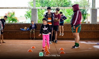 Yacyretá presente en los barrios con el rugby: solidaridad, pertenencia, conducta y salud