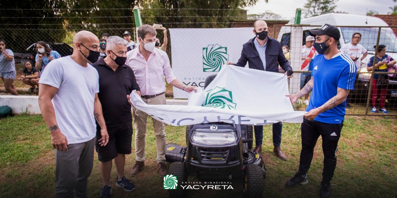 Yacyretá entregó maquinaria y equipamientos al Club Deportivo El Brete