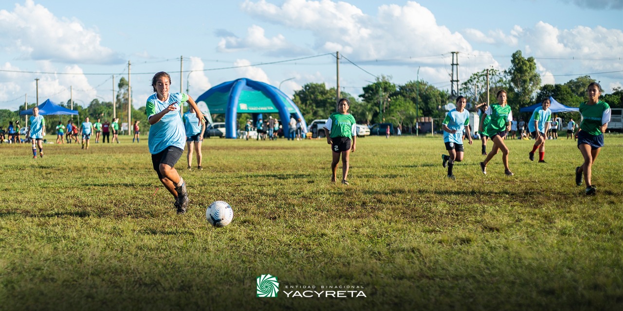 Copa Mujeres Históricas: el fútbol femenino llegó a Garupá