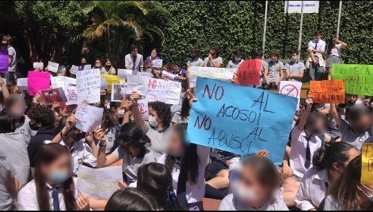 Alumna del Roque González que denunció acoso y abuso se cambió de colegio