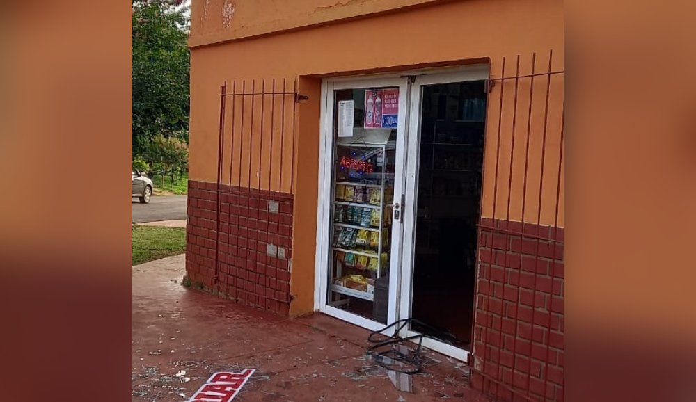 Aristóbulo: entró a robar con un cuchillo, comerciante lo baleó y está en coma