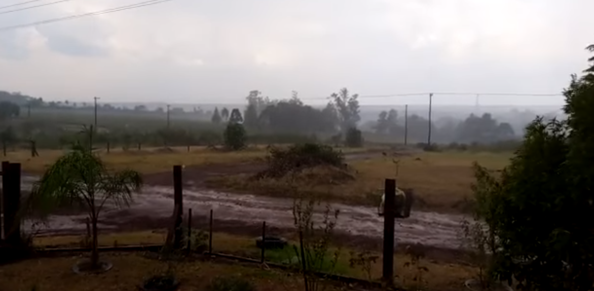 Fuertes tormentas y granizos aplacaron ola de calor en el interior de Misiones