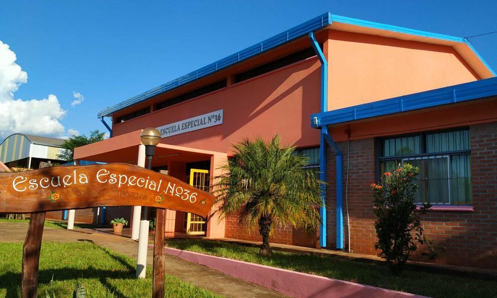 Escuela de Capioví ganó $400.000 en concurso y denuncian que el CGE traba el cobro