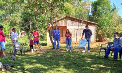 San Vicente: respaldan derechos de familias sobre lotes del Paraje El Barreyro en reunión con directora de Tierras y diputado de TTT