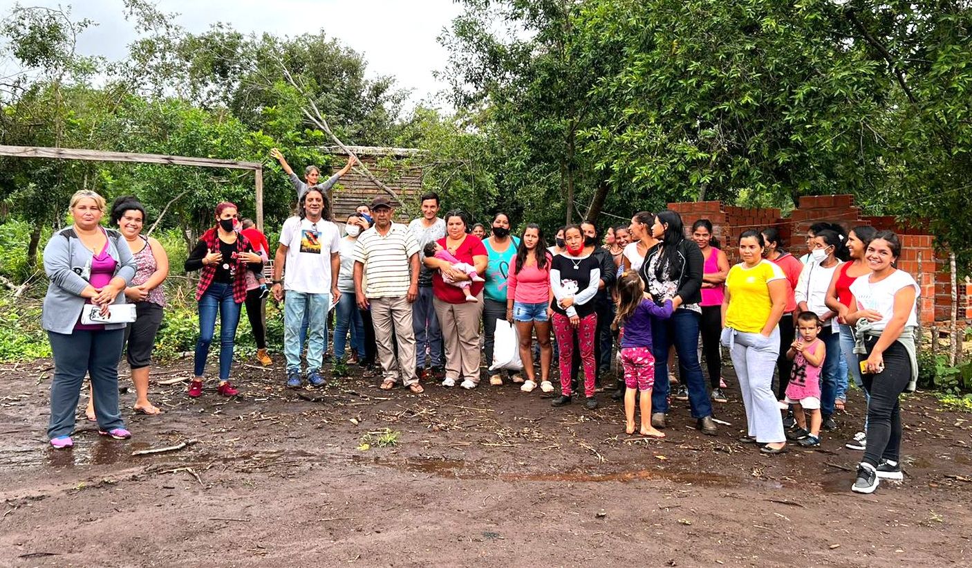 Más de 30 familias reclaman servicios básicos y apertura de calles en el barrio "Martín Chico" de Santa Ana