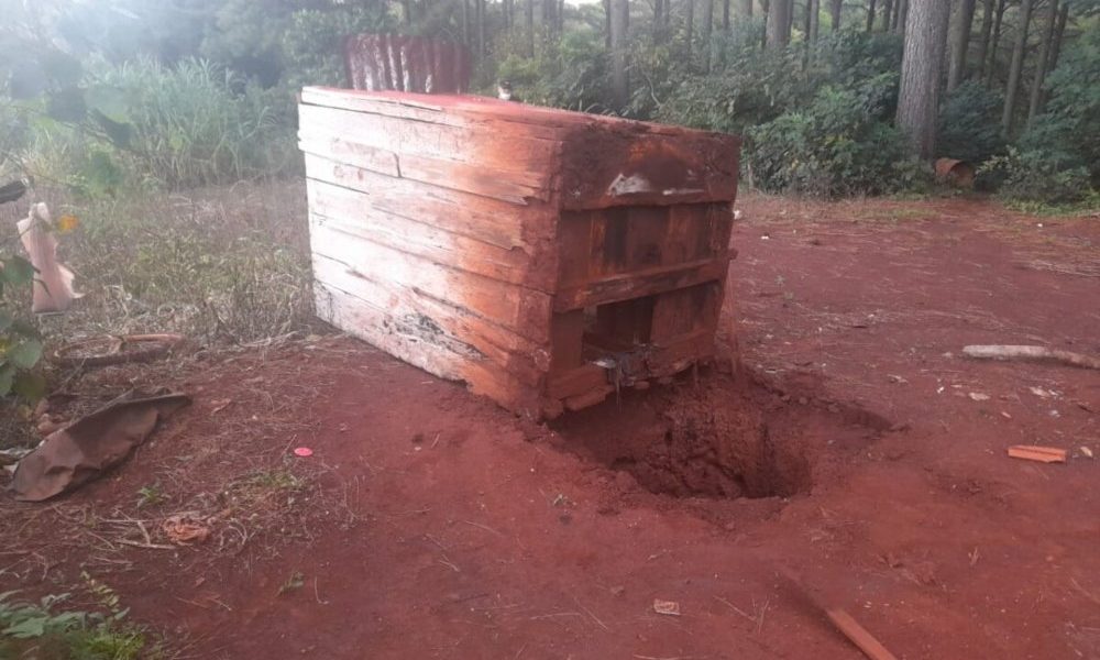 Salvan a bebé abandonado en una letrina en Colonia Victoria