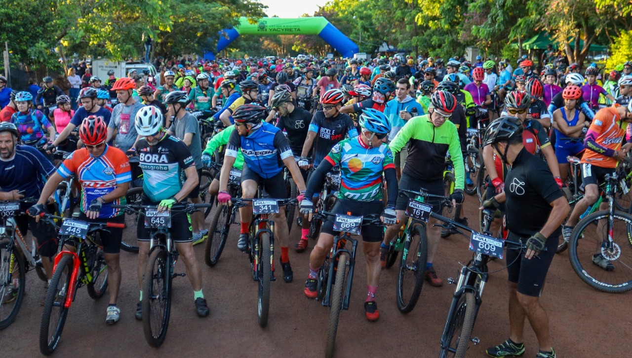 Primer encuentro de Cicloturismo en Santa Ana y Loreto