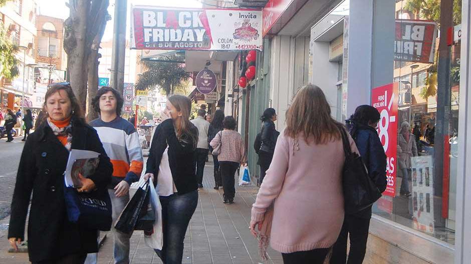 Desde hoy hasta el domingo, Posadas vive el Black Friday