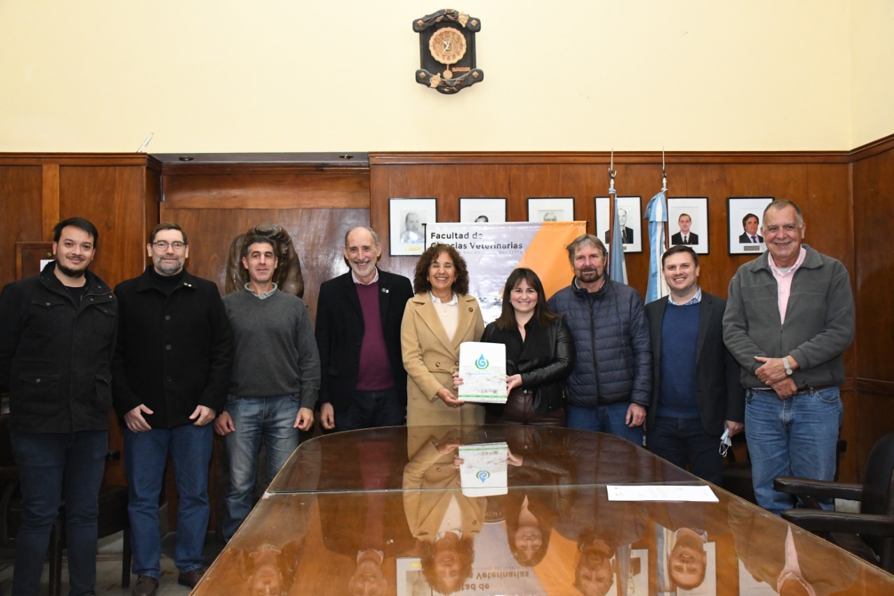 Yacyretá firmó un convenio con universidades para el estudio y monitoreo de la fauna íctica