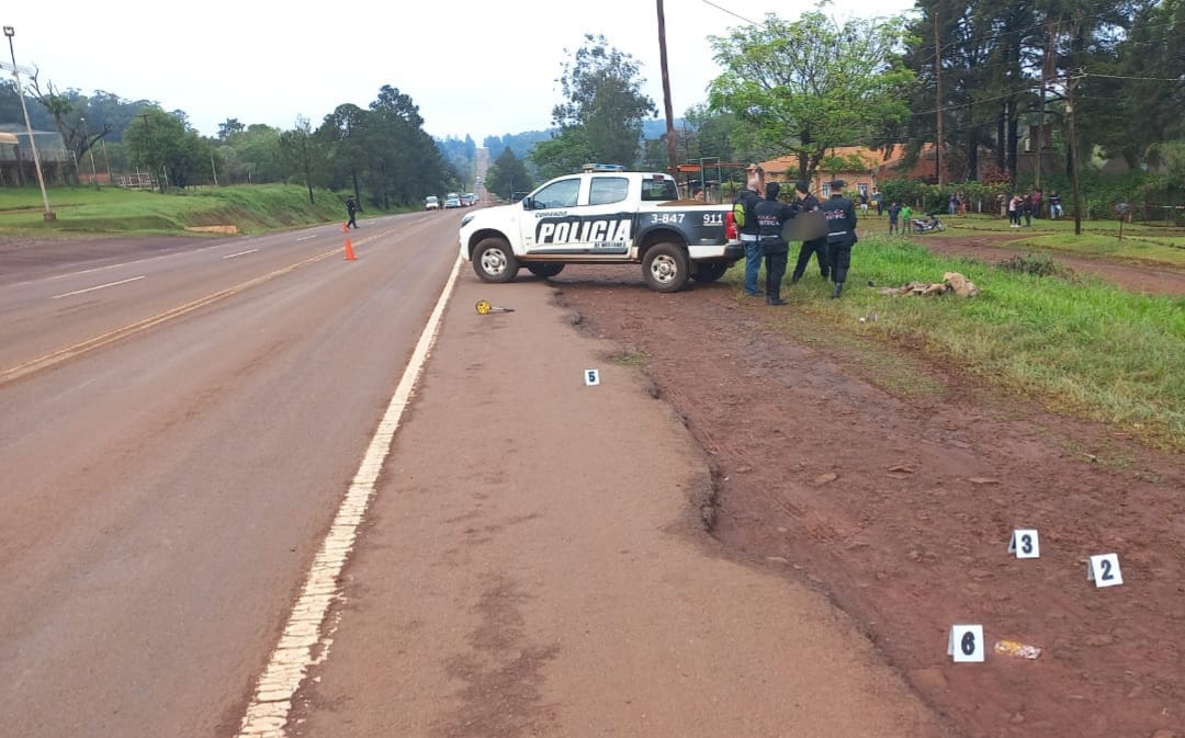 Hallaron un cuerpo sobre la ruta nacional 12 en Puerto Esperanza