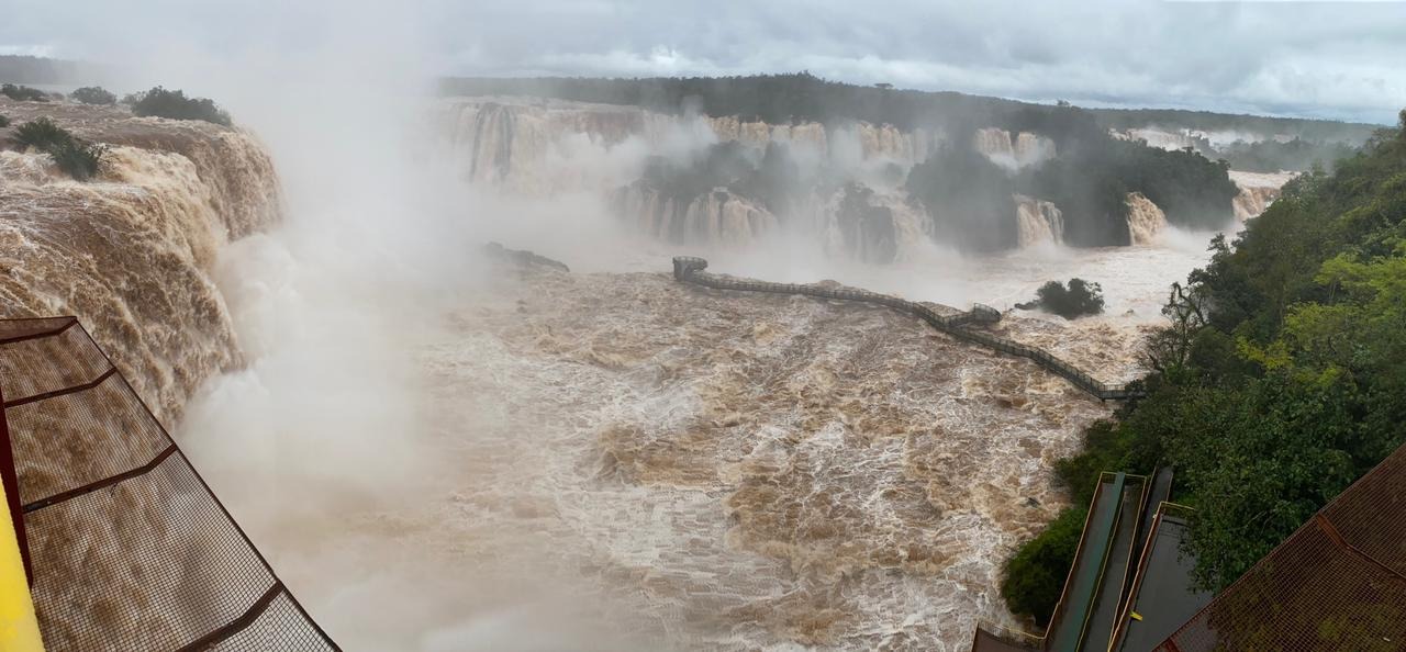 Iguazú turistas