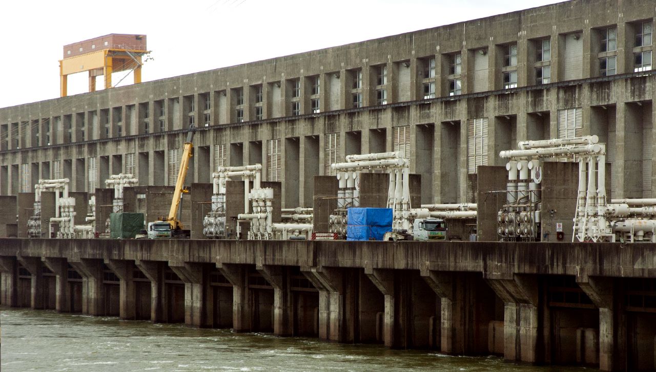 Avanza el proceso de modernización en la Central Hidroeléctrica Yacyretá