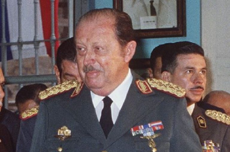 Justicia brasileña filiación a hijo no reconocido de Stroessner