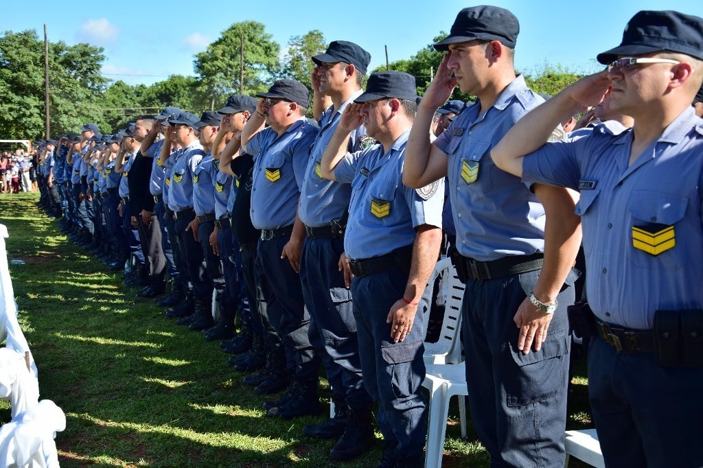 Policías y Penitenciarios