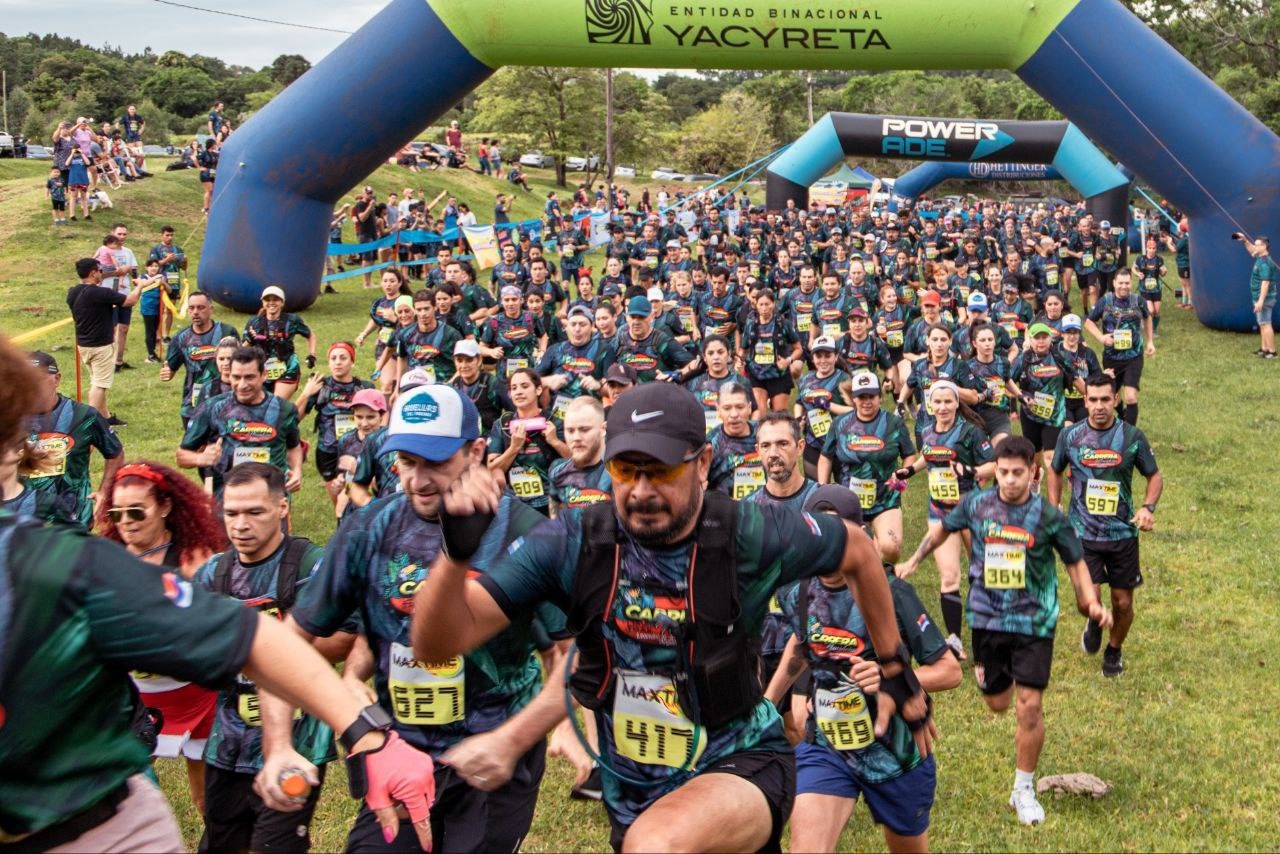 Yacyretá acompañó el desarrollo de la quinta carrera navideña en Leandro N. Alem