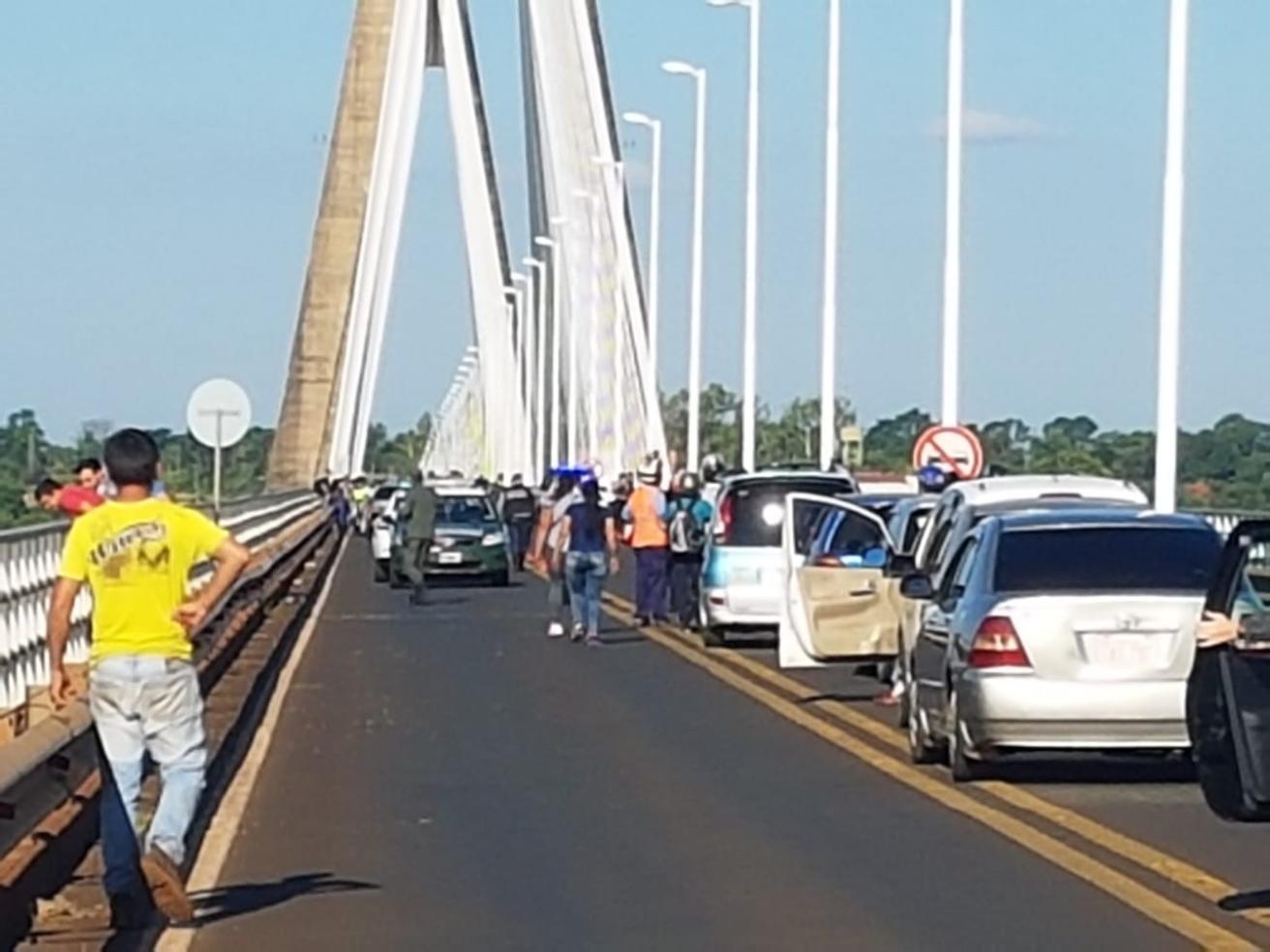 Encarnación carril exclusivo