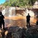 Buscan cuerpo de turista que se ahogó tras arrojarse del Salto Golondrina