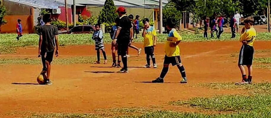 Eldorado: organizan torneo de fútbol para recuadar fondos y comprar útiles