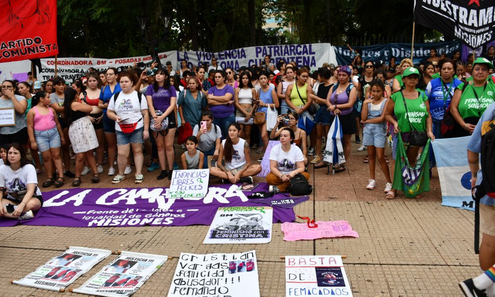 El 8M en Posadas: "Nada de rosas, marchamos por nuestros derechos"