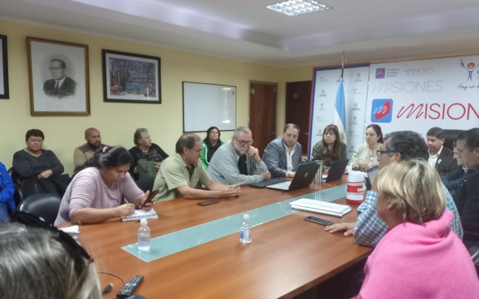 Trabajadores de salud rechazaron propuesta salarial y realizan asamblea