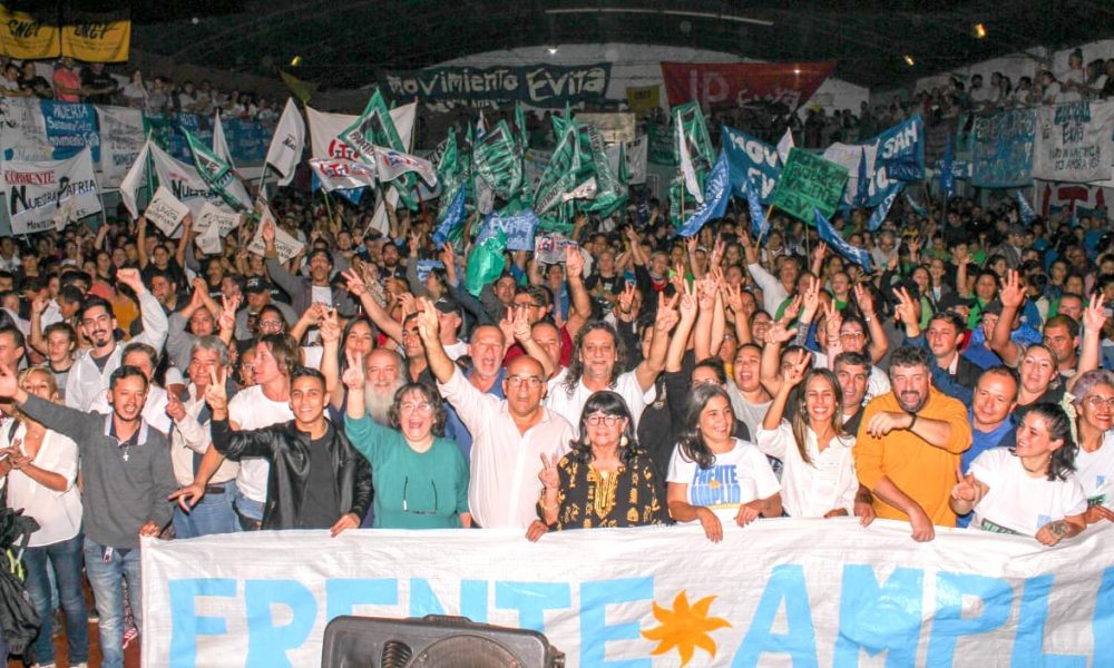 Frente Amplio cerró su campaña con un acto multitudinario: “Somos el único proyecto político popular en Misiones”