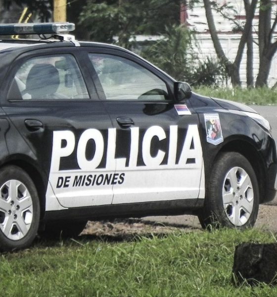 Buscan a asaltantes que robaron $20 millones de una empresa en Apostóles