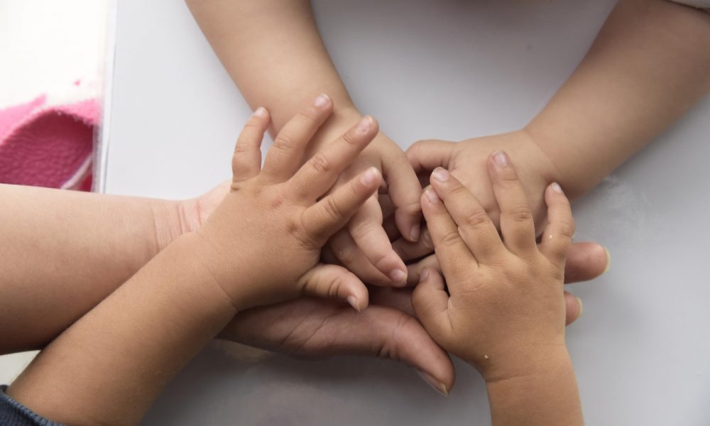 hermanitos adopción corrientes