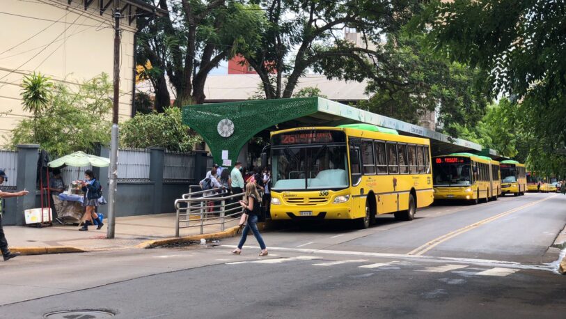 Levantan el paro de colectivos y se restablecerá el servicio