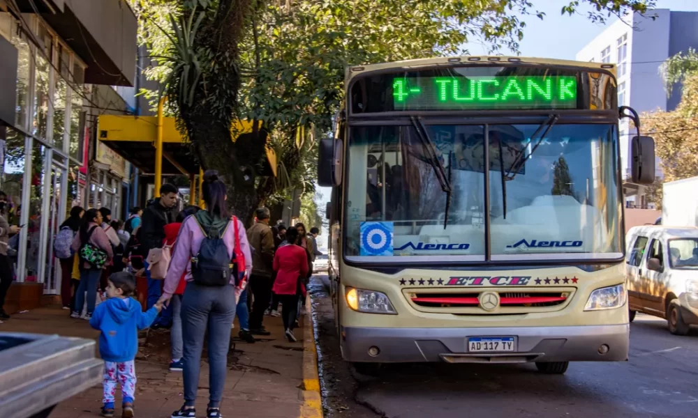 Aprueban aumento escalonado del pasaje de colectivo para Eldorado