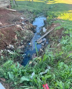 Familias del barrio Cruz del Sur sin agua reclaman presencia activa del Estado