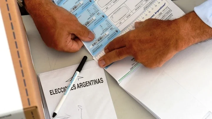 Aumentan los montos para autoridades de mesa y delegados de las elecciones