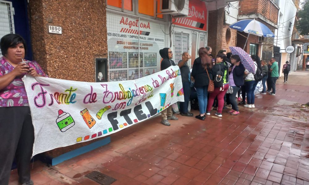 Docentes en lucha denunciaron al CGE por violencia económica ante el Inadi