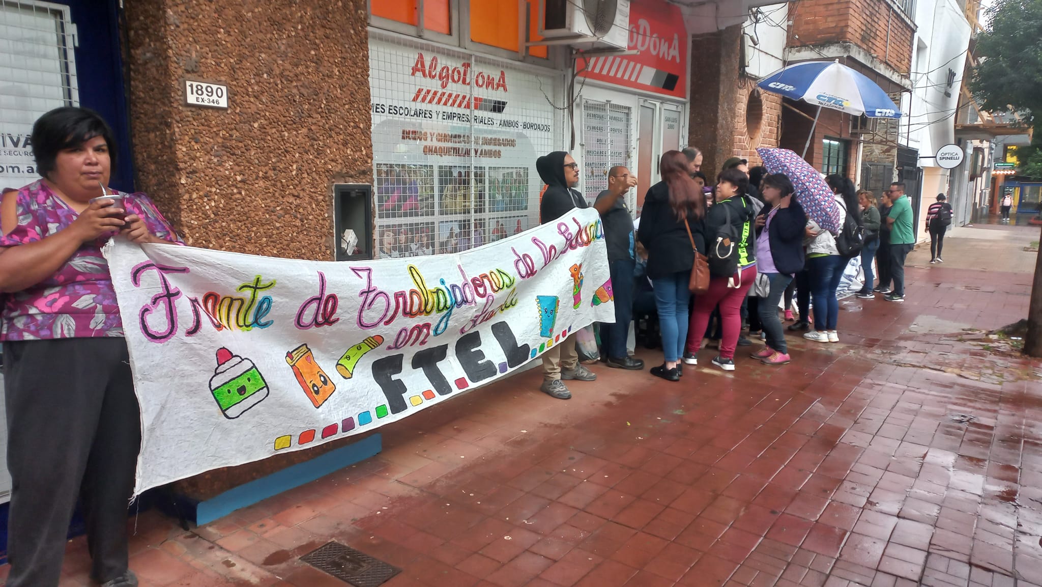 Docentes en lucha denunciaron al CGE por violencia económica ante el Inadi