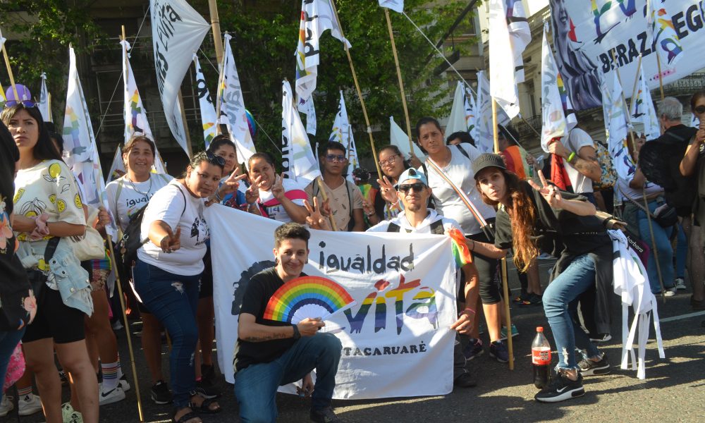 Movimiento Evita Misiones en marcha del Orgullo: "¡Ni un ajuste más, ni un Derecho menos!"