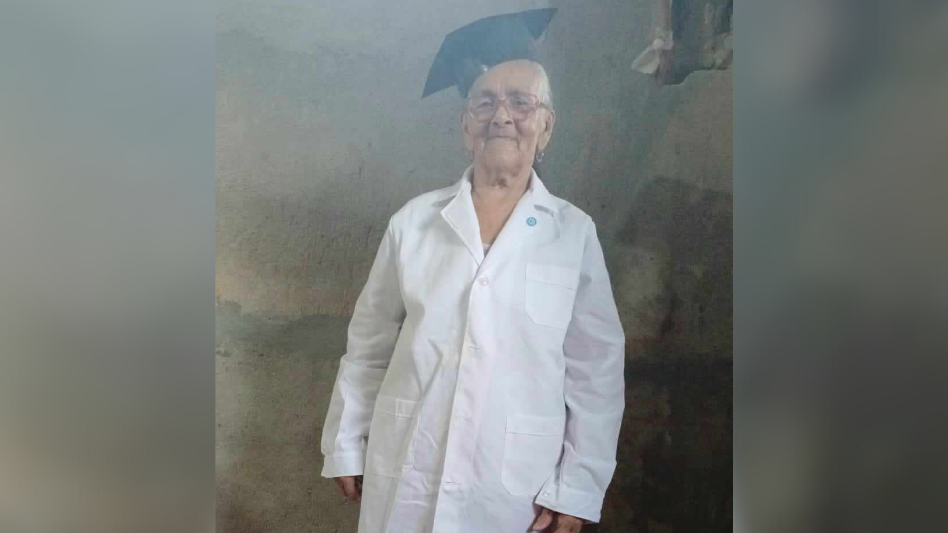 Con 78 años terminó la primaria en Eldorado: “Estoy muy orgullosa de mí”