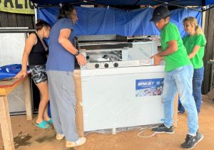 Feria de la Economía Popular recibió herramientas para el trabajo y la producción