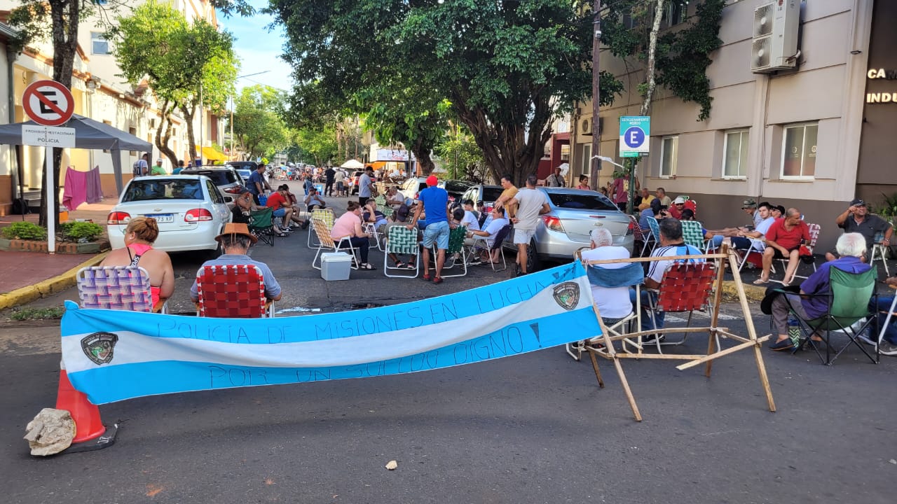 mesa diálogo policial