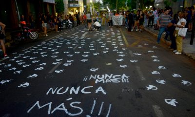 Repintaron cientos de pañuelos blancos frente a edificio militar en Posadas